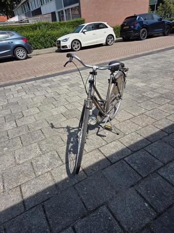 Dames fiets  beschikbaar voor biedingen