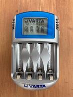 Varta  Slimme Oplader 57070 met LCD Display, Ophalen of Verzenden, Zo goed als nieuw