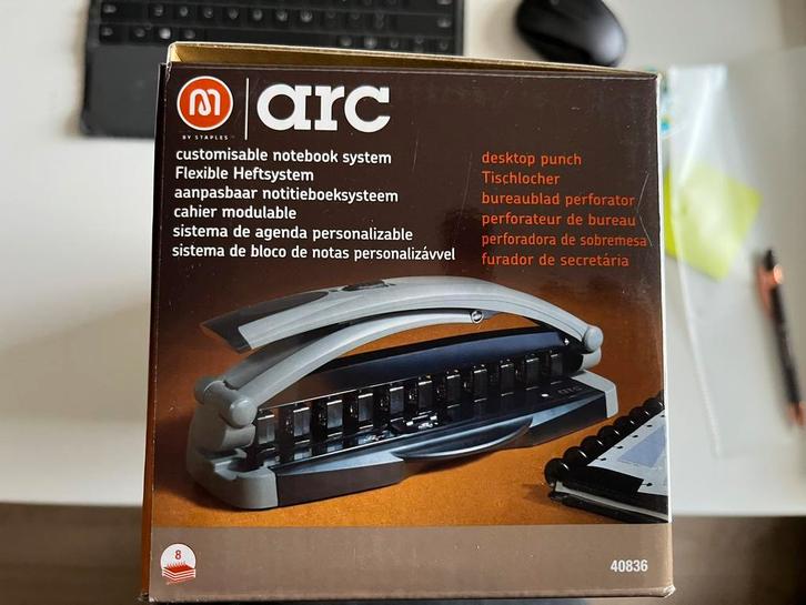 ARC perforator, flexibel inbinden, A4 en A5 + discs, Diversen, Bureau-accessoires, Zo goed als nieuw, Ophalen of Verzenden