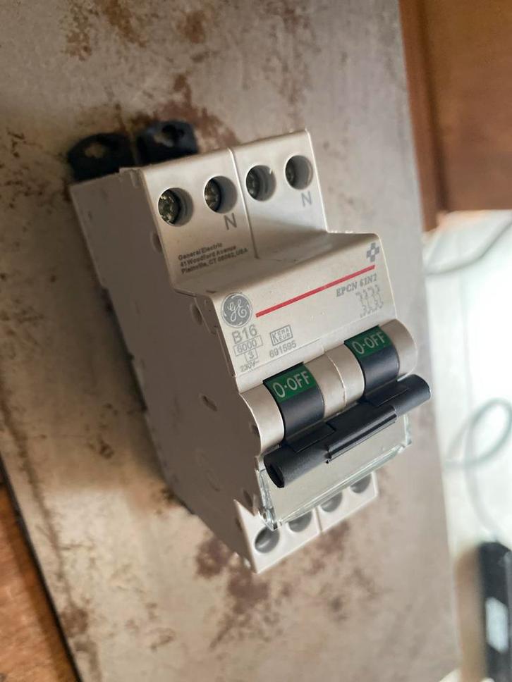 Meterkast kookplaatautomaat GE EPCN 61N2 2P+2N 16A, Doe-het-zelf en Verbouw, Elektra en Kabels, Gebruikt, Schakelaar, Ophalen of Verzenden
