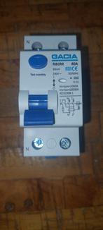 Gacia 2 polige Aardlekschakelaar 40A / 1P+N - 40 Ampère, Doe-het-zelf en Verbouw, Ophalen, Zo goed als nieuw, Overige typen