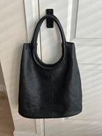 ZWARTE LEDEREN SCHOUDERTAS / SHOPPER NIEUW !!, Ophalen of Verzenden, Nieuw, Zwart, Schoudertasje