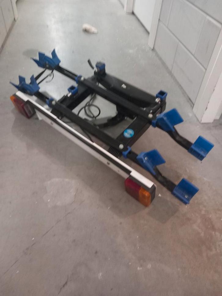 Fietsendrager voor 2 fietsen te huur, Auto diversen, Fietsendragers, Ophalen