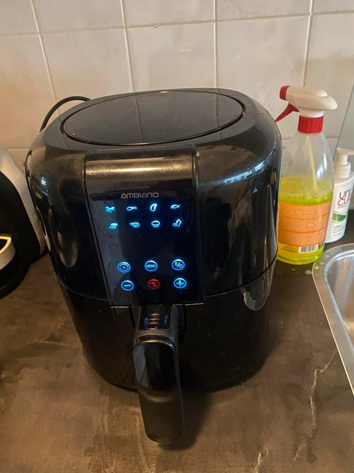 Goed onderhouden Airfryer te koop, Witgoed en Apparatuur, Airfryers, Gebruikt, Airfryer, Ophalen