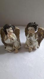 2 BESCHERMENGELTJES ( OF KERSTENGELTJES), Ophalen of Verzenden