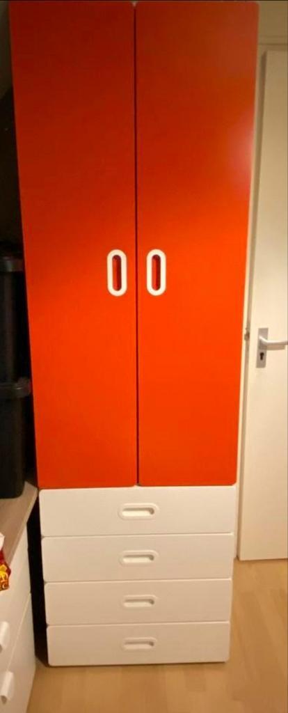 Gratis kledingkast met deuren en lades, Huis en Inrichting, Kasten | Kledingkasten, Gebruikt, 150 tot 200 cm, 50 tot 100 cm, 50 tot 75 cm