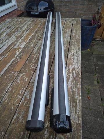 Dakdragers voor auto met dakrails beschikbaar voor biedingen