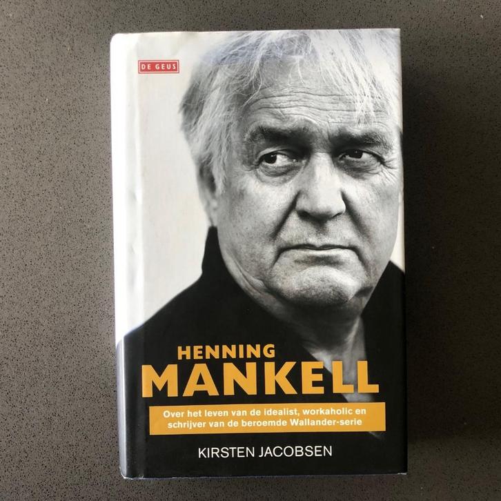 Boek - Henning Mankell - Kirsten Jacobsen, Boeken, Biografieën, Gelezen, Ophalen of Verzenden