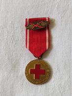 Nederlandse Rode Kruis onderscheiding Trouwe Dienst medaille, Ophalen of Verzenden, Landmacht, Nederland, Lintje, Medaille of Wings