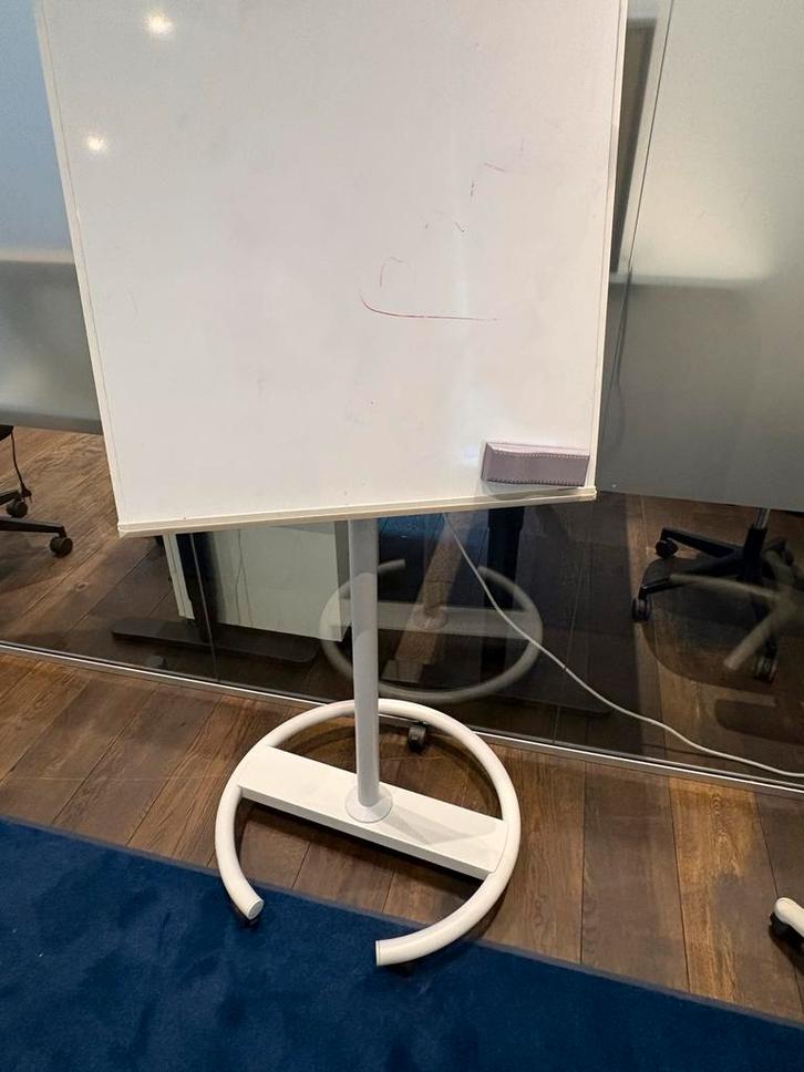 Verplaatsbaar Whiteboard - 105x69cm, Huis en Inrichting, Kasten | Secretaires, Gebruikt, Ophalen