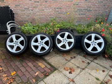 Volvo Ixion 18 inch winterwielenset beschikbaar voor biedingen