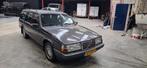 Volvo 940 in goede staat - 1994 Grijs - APK tot 1-4-27, Auto's, Achterwielaandrijving, 4 cilinders, Leder, Stationwagon