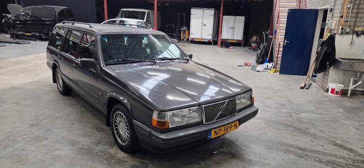 Volvo 940 in goede staat - 1994 Grijs - APK tot 1-4-27, Auto's, Volvo, Particulier, Overige modellen, Lederen bekleding, Lichtmetalen velgen