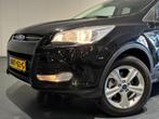 Ford Kuga 1.5 Titanium /Clima/Cruise/PDC/Keyless/MMS/LMV, Euro 6, 4 cilinders, Leder en Stof, Zwart