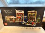 LEGO 10308 Holiday Main Street - Nieuw in doos!, Kinderen en Baby's, Speelgoed | Duplo en Lego, Ophalen of Verzenden, Nieuw, Complete set