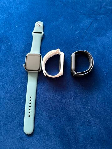 3 Smart Watches “android” all of them €100 beschikbaar voor biedingen