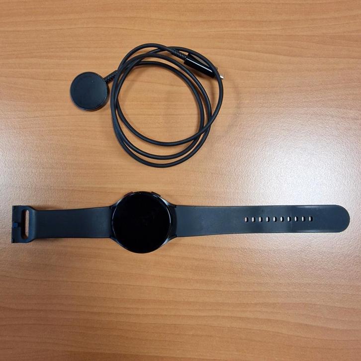 Samsung Watch5 - Perfecte Smartwatch!, Sieraden, Tassen en Uiterlijk, Smartwatches, Gebruikt, Android, Zwart, Afstand, Calorieverbanding