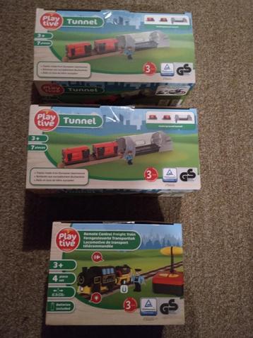 Houten speelgoed, 3 sets in 1 koop. Playtive beschikbaar voor biedingen