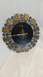 Europa Elomatic wandklok zwart metaal jaren 60, Ophalen of Verzenden, Gebruikt, Analoog, Wandklok