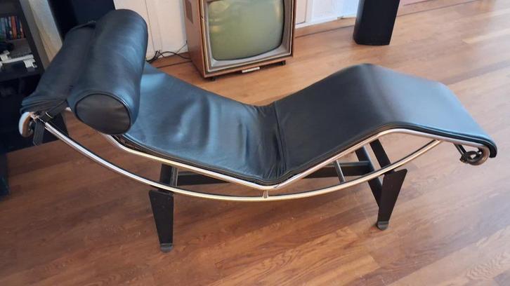 Corbusier LC4 zwart leder, Huis en Inrichting, Banken | Sofa's en Chaises Longues, Zo goed als nieuw, Eenpersoons, Minder dan 150 cm