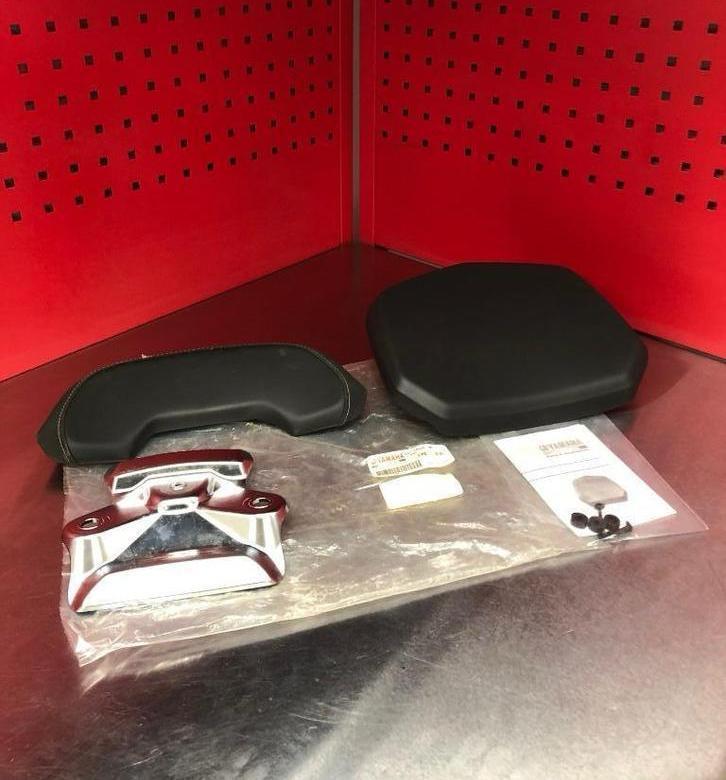 YAMAHA TOPKOFFER RUGLEUNING KUSSEN / ORIGINEEL NIEUW, Motoren, Accessoires | Overige, Nieuw, Ophalen of Verzenden