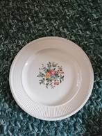 Grote serveerschaal Wedgwood Conway., Huis en Inrichting, Keuken | Servies, Ophalen of Verzenden, Wedgwood, Porselein, Schaal of Schalen