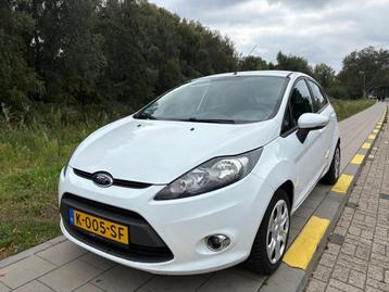 Ford Fiesta 1.25 Trend-5 deurs/Nwe APK beschikbaar voor biedingen