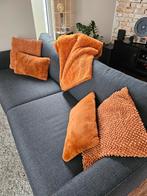 4 sierkussens en plaid kleur Terracotta - roestbruin, Ophalen of Verzenden, Zo goed als nieuw, Vierkant