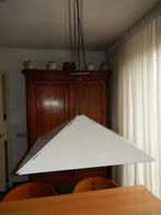 vintage design hanglamp piramide Bieffeplast wit metaal zgst, Huis en Inrichting, Gebruikt, Vintage design Bieffeplast Italy, Ophalen of Verzenden