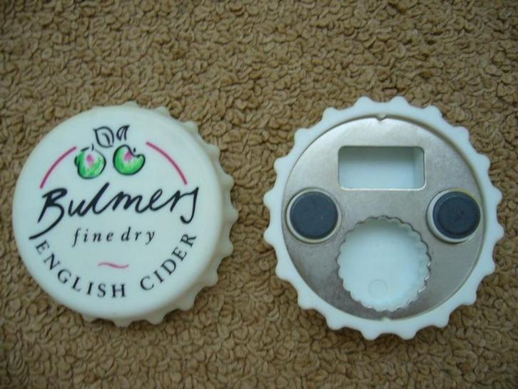 Bulmers 8 cm opener tevens koelkastmagneet uit de jaren 70, Huis en Inrichting, Keuken | Keukenbenodigdheden, Ophalen of Verzenden