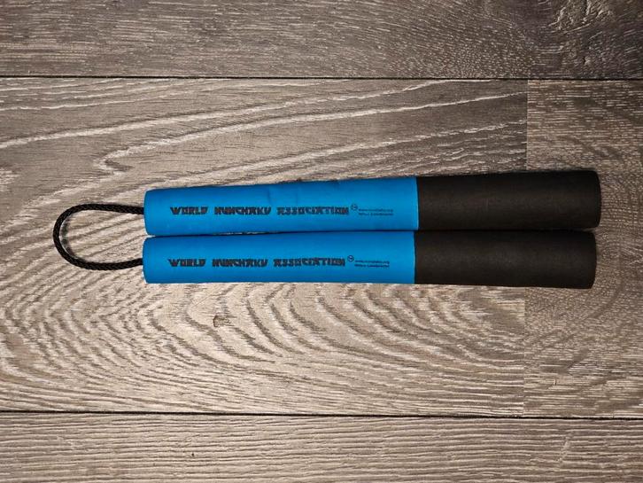 Official WNA Nunchaku Rond Junior Blauw, Sport en Fitness, Vechtsporten en Zelfverdediging, Zo goed als nieuw, Overige, Maat XS of kleiner