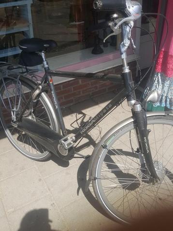 Fietsen heren en dames beschikbaar voor biedingen