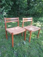 2 Vintage Möller Model 401 Stoelen - Deens Design, Huis en Inrichting, Ophalen, Riet of Rotan, Scandinavisch mid-century modern