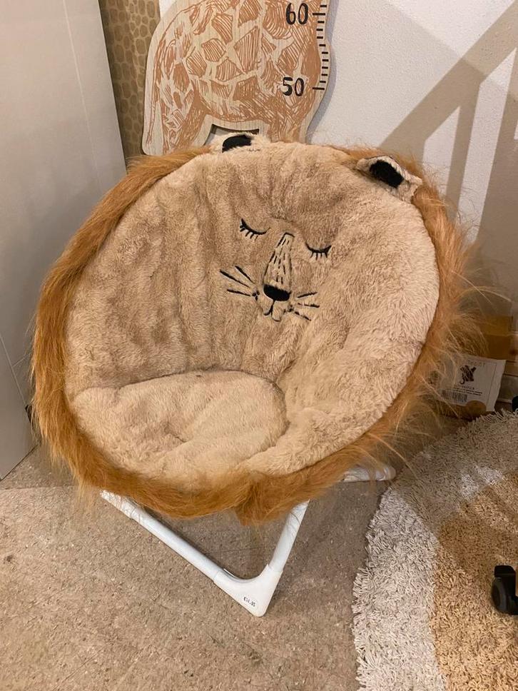 Leuke Leeuw Kinderstoel - Inklapbaar!, Kinderen en Baby's, Kinderkamer | Tafels en Stoelen, Nieuw, Stoel(en), Ophalen of Verzenden