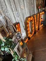 Zelfgemaakte houten LOVE letters te huur, Hobby en Vrije tijd, Feestartikelen | Verhuur, Ophalen, Zo goed als nieuw, Geboorte of Huwelijk