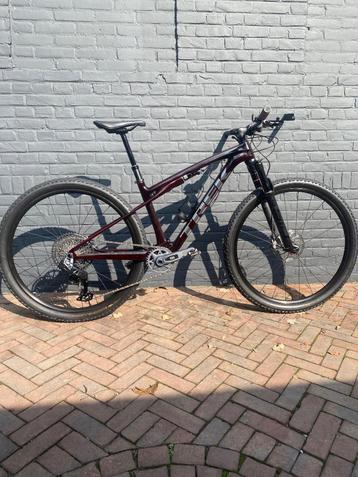 Ex-demo Trek Supercaliber 9.7 GX AXS M beschikbaar voor biedingen