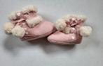 Lichtroze baby slofjes - schoenen - lekker warm maat 17, Schoentjes, Meisje, Nieuw, Ophalen of Verzenden