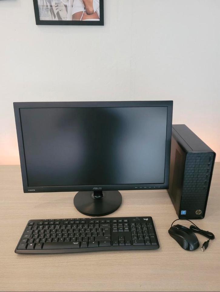 HP desktop set, Computers en Software, Desktop Pc's, Ophalen