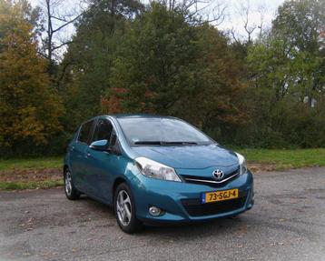 Toyota Yaris 1.0 VVT-i Dynamic . 5 Drs . Airco . LMV . Trekh beschikbaar voor biedingen