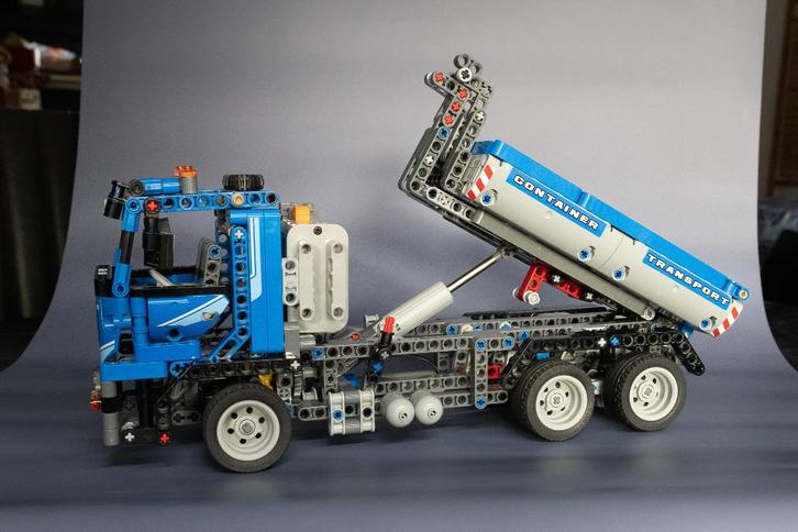 Lego Technic 8052 Truck met afzet container. 2 in 1 set., Kinderen en Baby's, Speelgoed | Duplo en Lego, Zo goed als nieuw, Lego