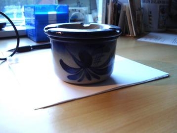 ASBAK, KEULS AARDEWERK, BLAUW beschikbaar voor biedingen