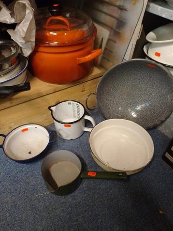 Brocante emaille  beschikbaar voor biedingen