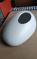 Platte Vaas linnen look, Huis en Inrichting, Woonaccessoires | Vazen, Ophalen of Verzenden, Overige kleuren, Aardewerk of Porselein