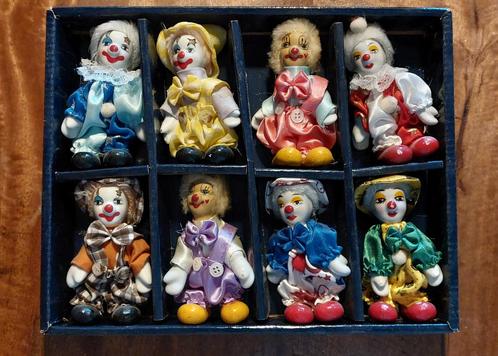 8 mini clowns porselein, Verzamelen, Poppetjes en Figuurtjes, Gebruikt, Ophalen of Verzenden