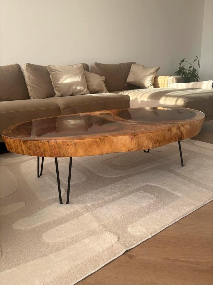 Unieke Epoxy Boomstam Salontafel, Huis en Inrichting, Tafels | Salontafels, Zo goed als nieuw, Minder dan 50 cm, 50 tot 100 cm