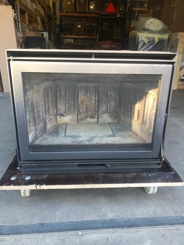 Houtkachel Inbouwkachel Firo Gebruikt beschikbaar voor biedingen