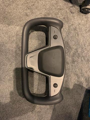 Yoke stuur Model S/X met airbag. beschikbaar voor biedingen