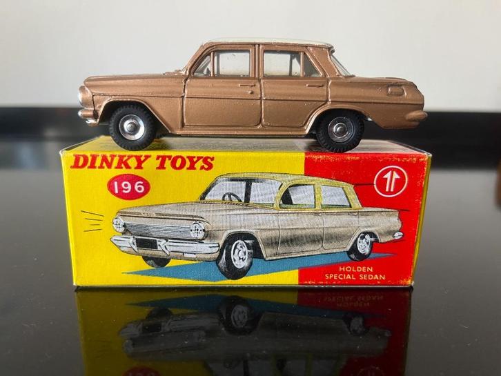 Dinky Toys #196 Holden Special Sedan, Hobby en Vrije tijd, Modelauto's | 1:43, Zo goed als nieuw, Auto, Dinky Toys, Ophalen of Verzenden