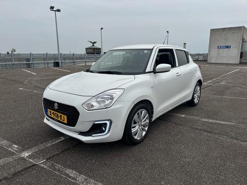 Suzuki Swift 1.2 90pk Smart Hybrid AİRCO✅CAMERA✅APK✅, Auto's, Suzuki, Particulier, Swift, ABS, Achteruitrijcamera, Airbags, Airconditioning