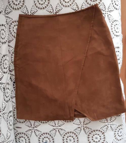 Rokje suède look, Kleding | Dames, Rokken, Zo goed als nieuw, Maat 36 (S), Bruin, Boven de knie, Ophalen of Verzenden